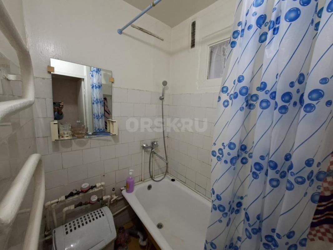 Продаётся уютная квартира площадью 47 квадратных метров на Новосибирской улице, дом 33. - Орск