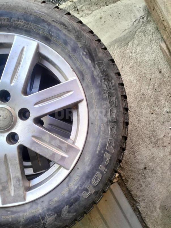 Продам комплект резины 215/65 R-16. - Орск