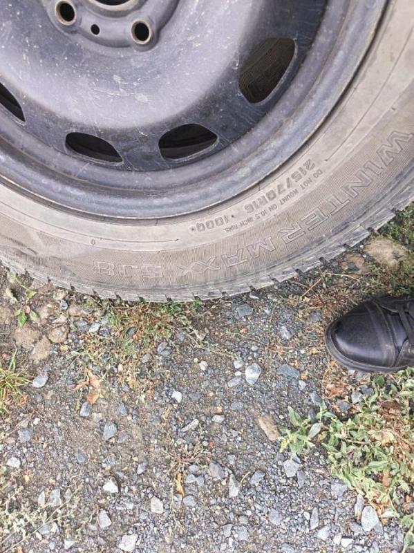 Продам комплект зимних колёс с Рено Дастер, диски заводские штампы, шины Dunlop Grandtrek winter Max - Орск
