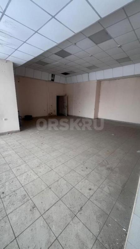 Сдаем в аренду нежилое помещение 376м2. - Орск