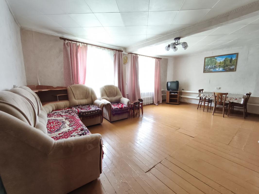 🏠 Продаётся отдельно стоящий  кирпичный дом за городом 📍 Местоположение: посёлок Караванный, ул. - Караванный