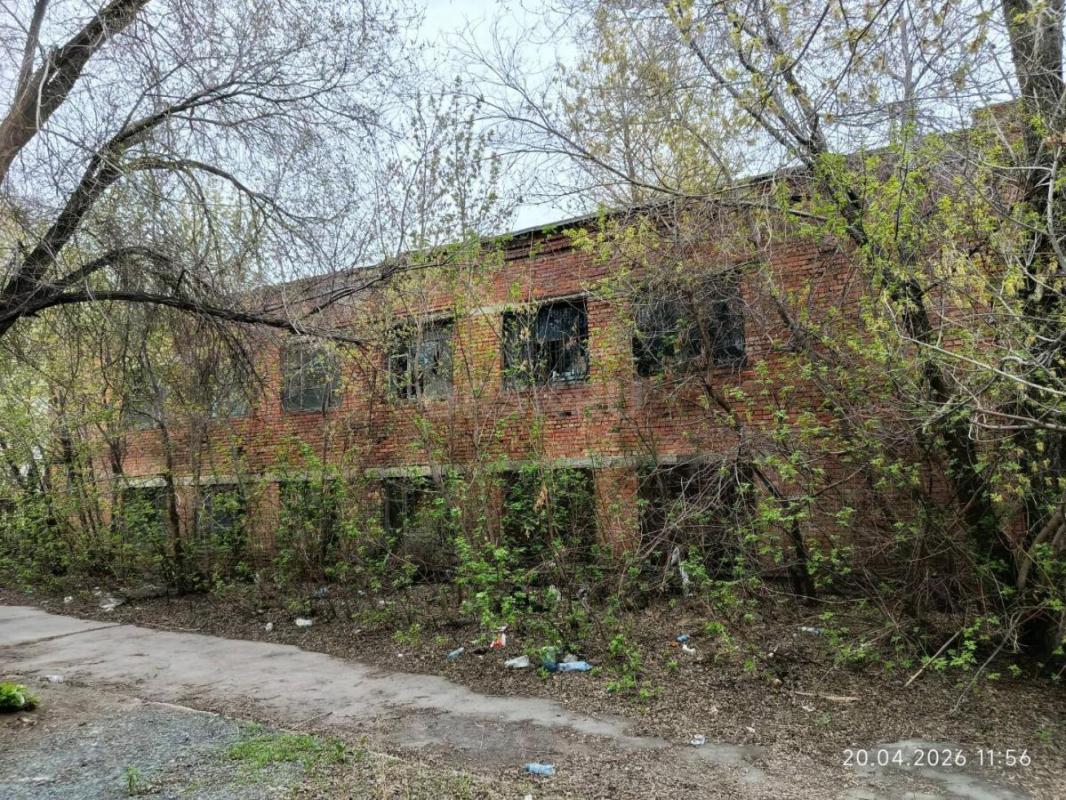 Продам нежилое помещение площадью 1700 кв. - Орск