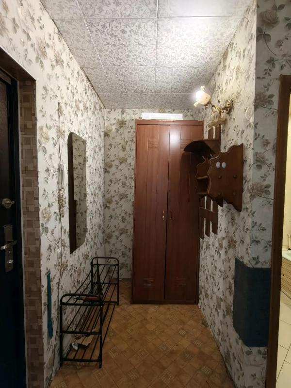 В продаже однокомнатная квартира, в хорошем районе города. - Новотроицк