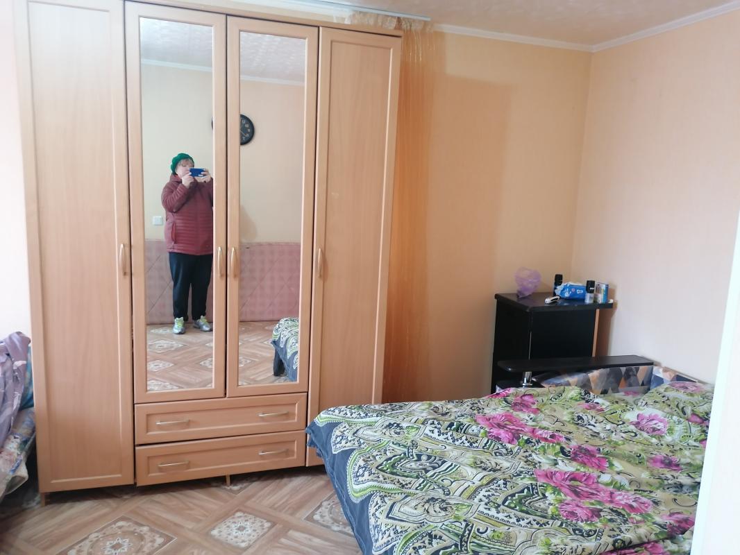 Уютная квартира на комфортном этаже в районе нового сквера на площади Ленина. - Новотроицк