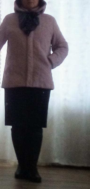 продам демисезонную женскую куртку- размер 48-50, простеганная,  в хорошем состоянии , цвет розовый - Новотроицк