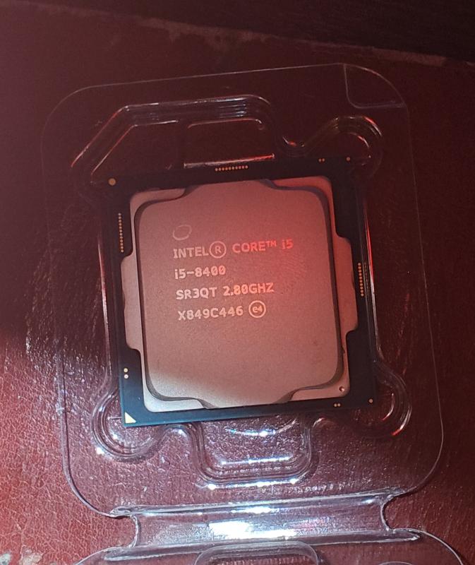 Продам Intel Core I5 8400 (LGA1151). - Новотроицк