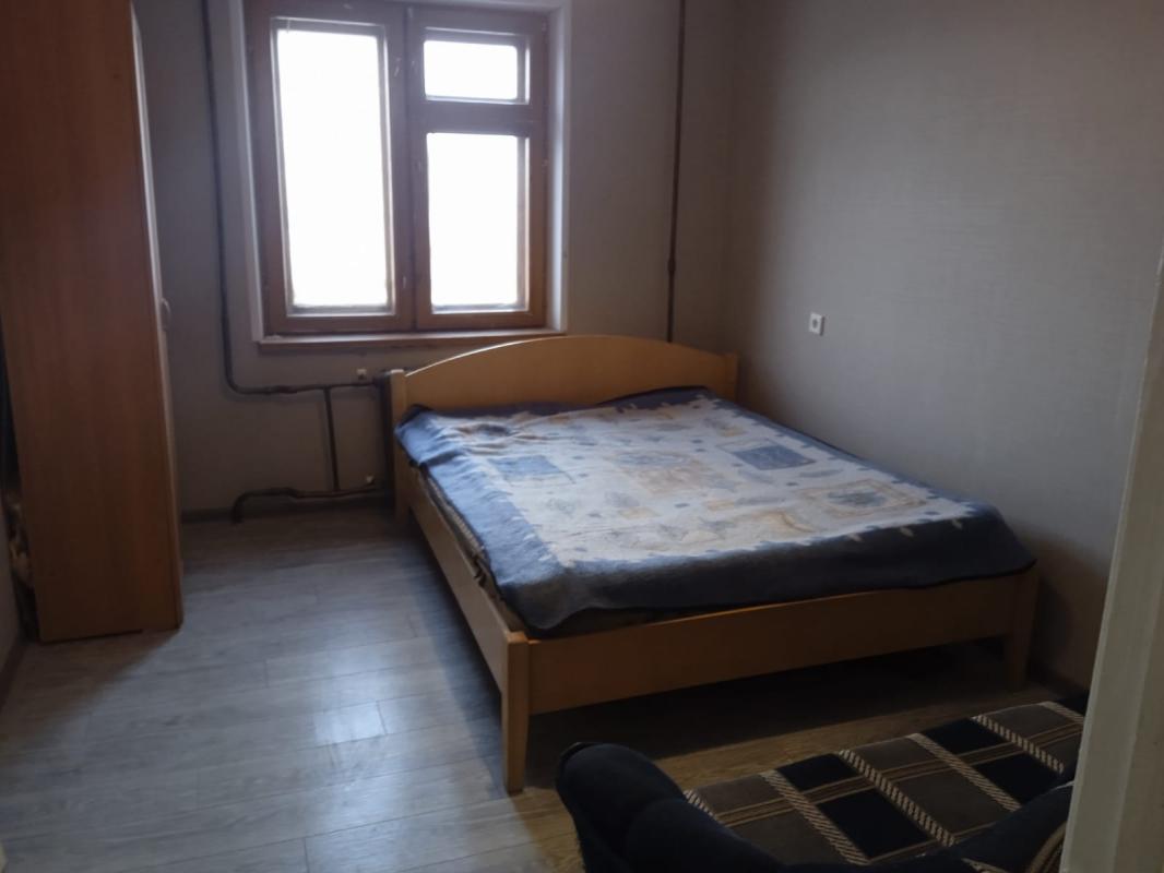 Сдается на длительный срок 2-комнатная квартира чистая , теплая с ремонтом по адресу Комарова 7. - Новотроицк