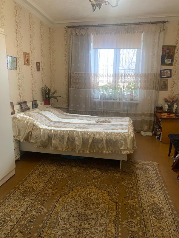 Продам 3- комнатную квартиру старого типа ( 84 кв. - Новотроицк