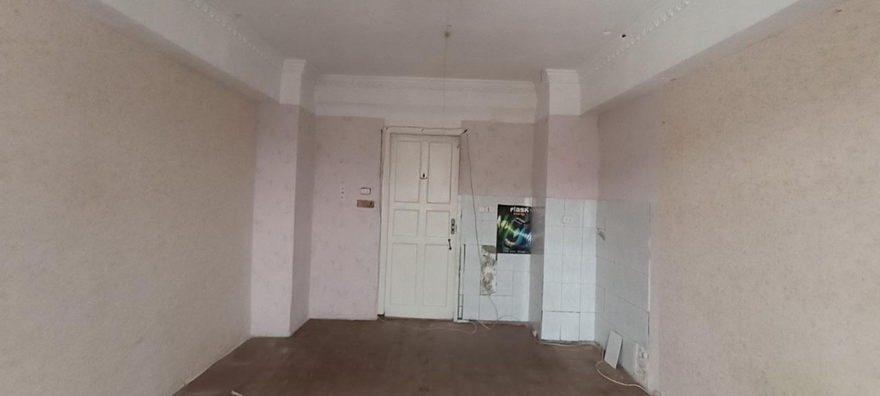 На продаже комната в общежитии, по адресу: г. - Новотроицк