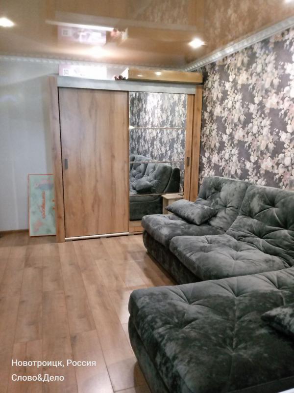 Продается уютная, светлая 2-х комнатная квартира по адресу
Уральская 35

В квартире выполнен качеств - Новотроицк