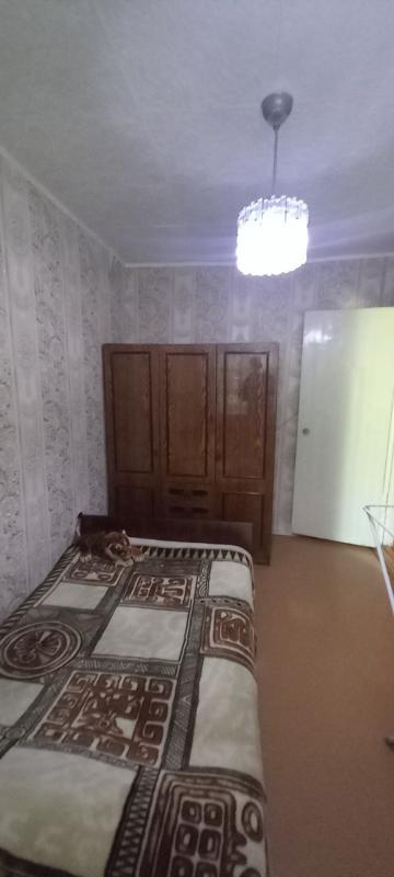 Продается двухкомнатная квартира по адресу ул. - Новотроицк