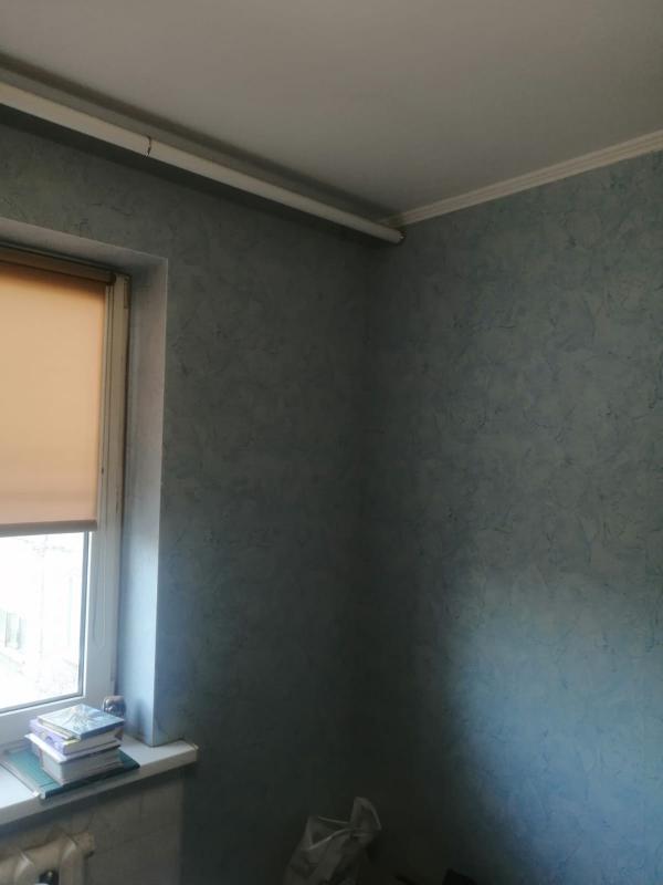 Продается 3-х комнатная квартира улучшенной планировки с хорошим ремонтом в уютном дворе в центре го - Новотроицк
