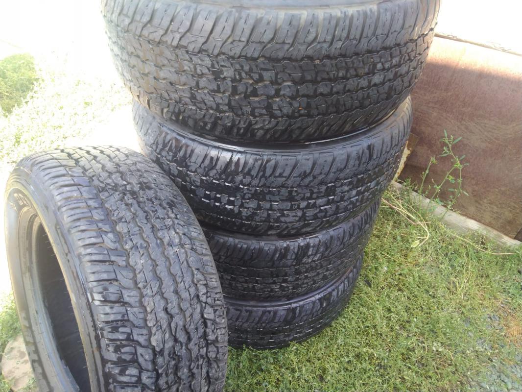 Продам комплект из 5 летних шин на 285/60  R18  в отличном состоянии. - Новотроицк