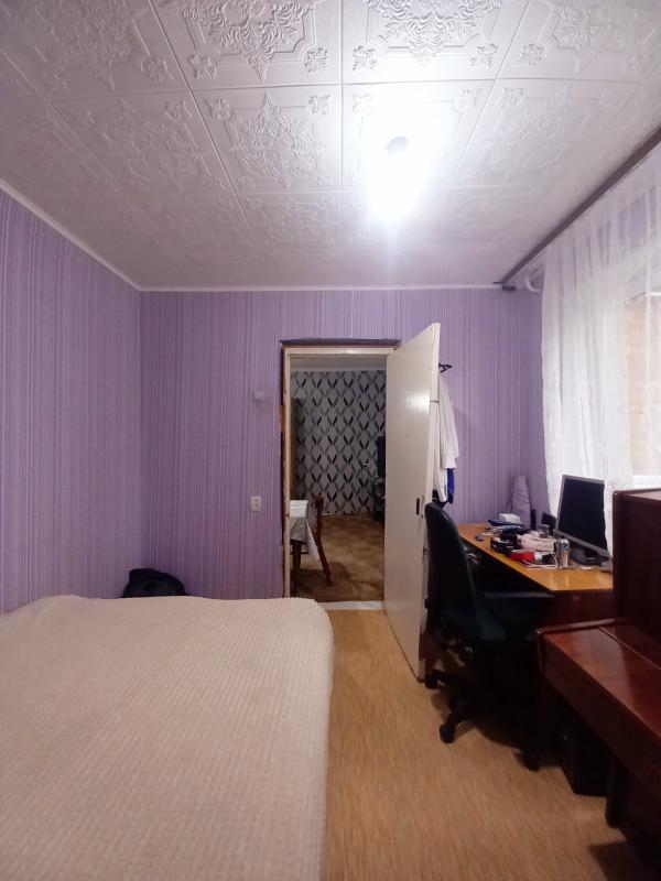 В продаже 4х комнатная квартира,на 2 этаже 5 этажного панельного дома,по адресу г. - Новотроицк