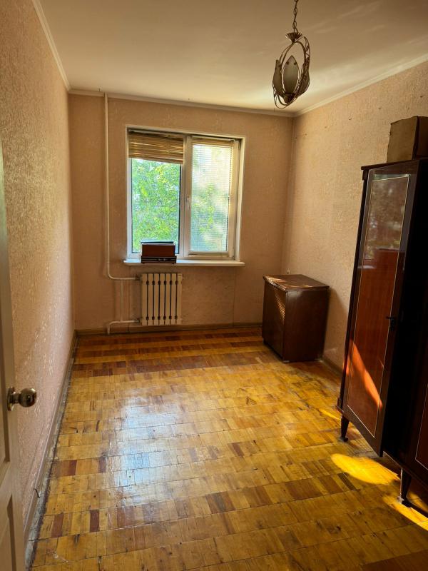 Продаётся просторная 3-комнатная квартира площадью 60.7 квадратных метров на третьем этаже пятиэтажн - Новотроицк
