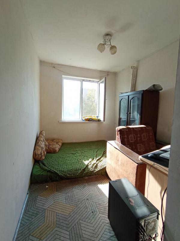 *Продается трехкомнатная квартира
по адресу улица Ломоносова 48 в г. - Новотроицк