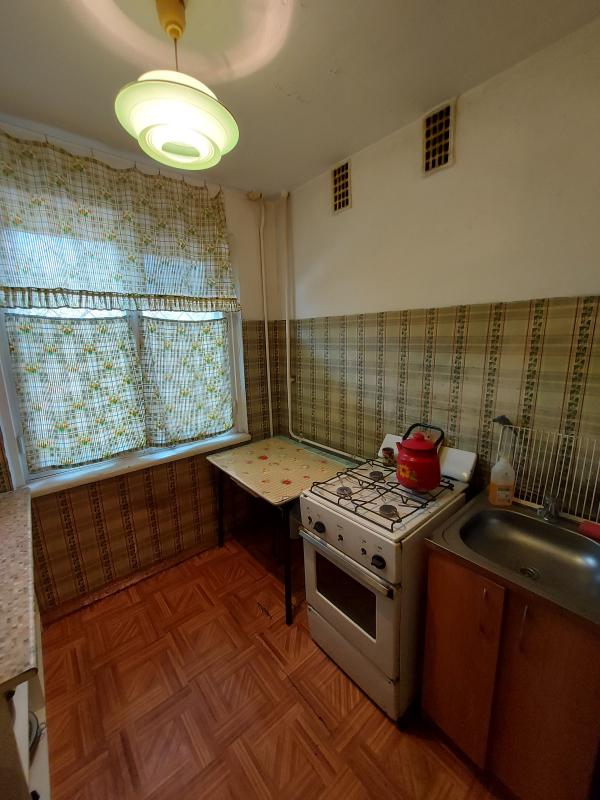 Продам двухкомнатную квартиру общей площадью 43м. - Новотроицк