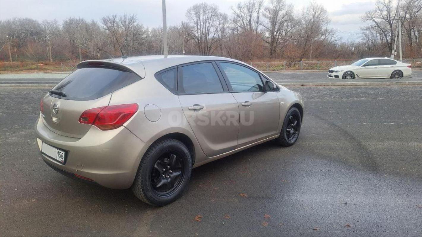 Продам OPEL ASTRA, Эксплуатация с 2012г. - Орск