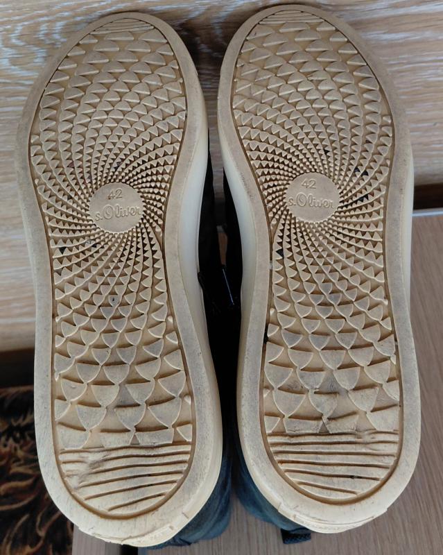 Немецкие качественные кроссовки s. - Гай