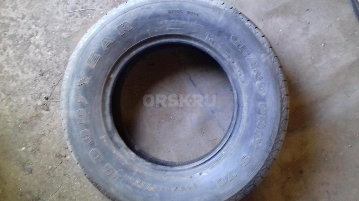 Продам шины б/у  
R13: 165/80 82S Я-515А , 175/70 82Т Firestone F560,   175/70 82Q Amtel Nord Maste - Орск