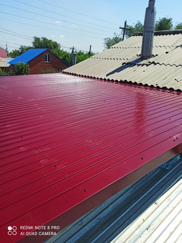 Бригада опытных строителей качественно и быстро выполнят:
Ремонт кровель, устранение протечек. - Новотроицк