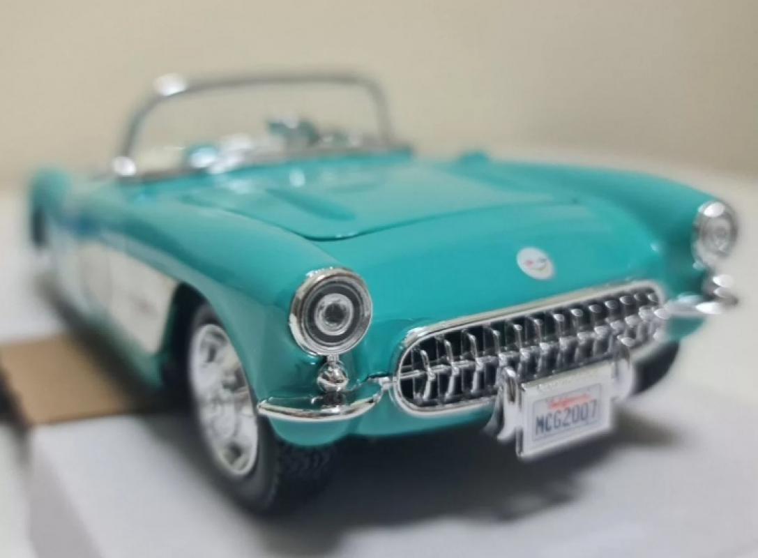 Коллекционная машинка металл модель Chevrolet Corvette 1957

Материал игрушки
металл; пластик; резин - Новотроицк