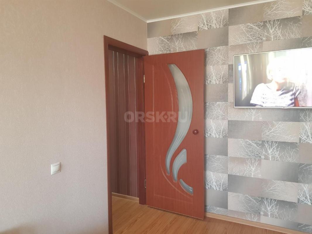 Продается уютная двухкомнатная квартира общей площадью 43 кв. - Гай
