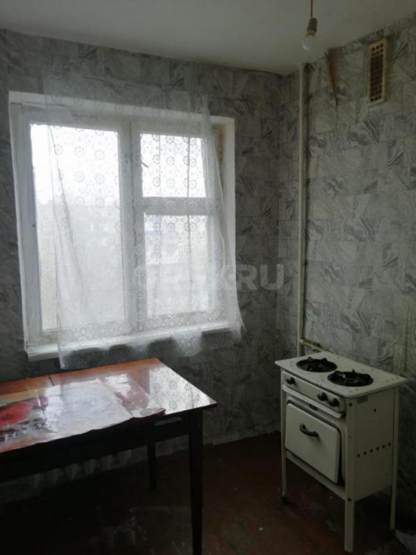 Сдам трехкомнатную квартиру по улице Кутузова 48, кв 84, 3 этаж. - Орск