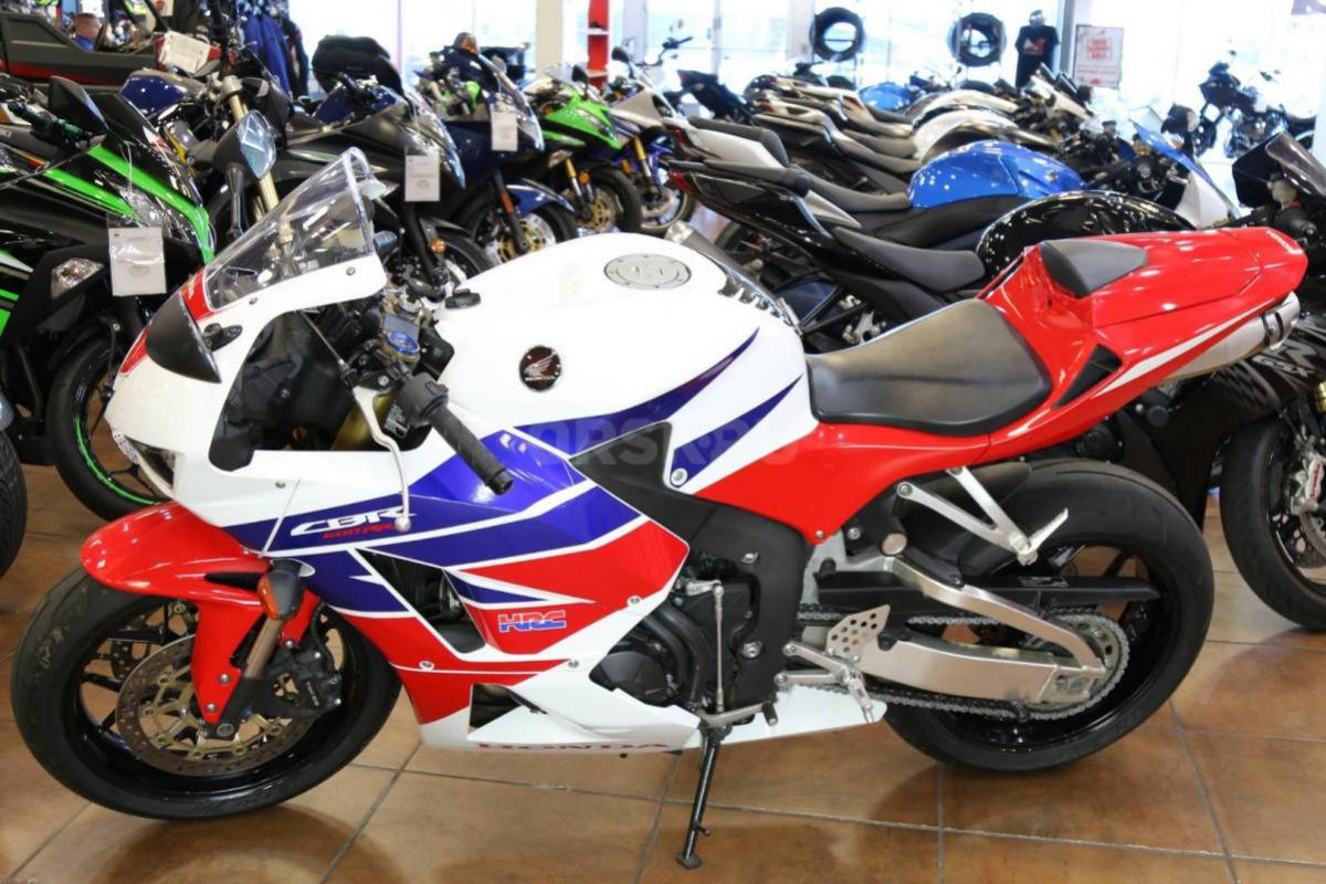 Продажа 2015 Honda CBR 600 RR

У нас есть все виды моделей мотоциклов, мы по-прежнему являемся луч - Орск