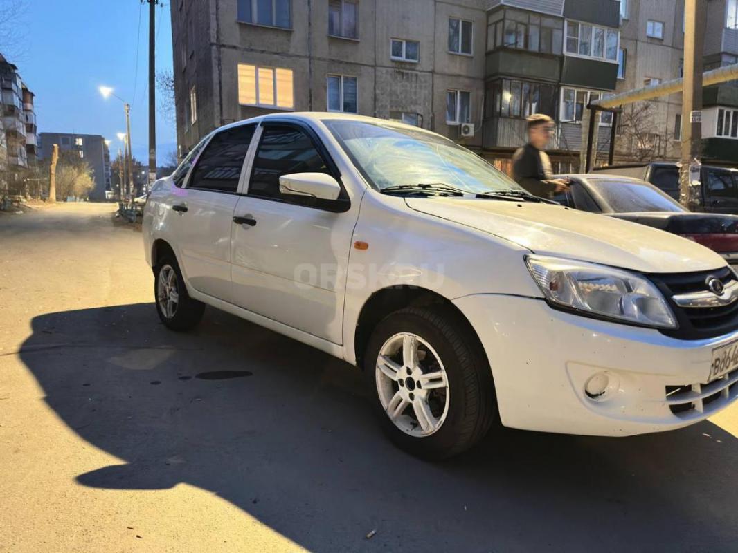 Продам ладу гранту 12 года, 224000 пробега, присутствует рыжики, не работает спидометр (работает тол - Орск