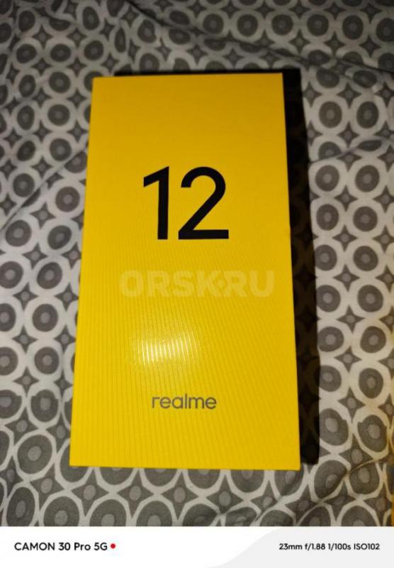Продам новый смартфон REAlME 12 8 512 гб - Орск