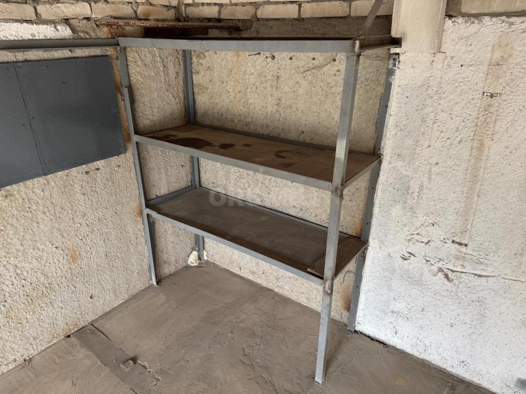 Продам капитальный гараж 5м х 6м  30кв. - Орск