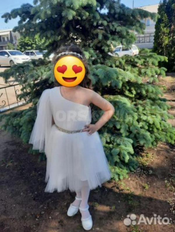 Детское платье на девочку фирмы mini Miss в идеальном состоянии
Золотистое рост 116-122
Белое рост - Орск