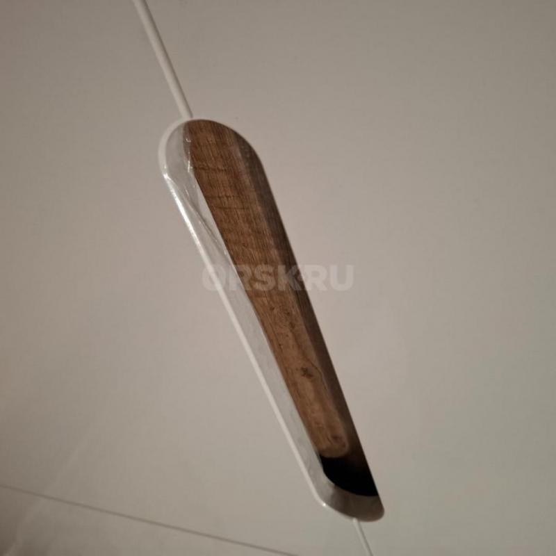 в наличии :
шкаф без зеркала 8500руб
шкаф с зеркалом 9000 руб
пенал 6500
шкаф-пенал с боковыми п - Орск