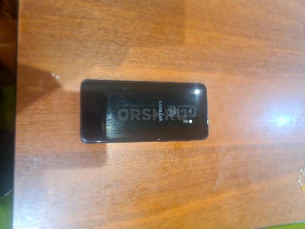 Продаю свой Samsung Galaxy S9 Plus в черном цвете. - Орск