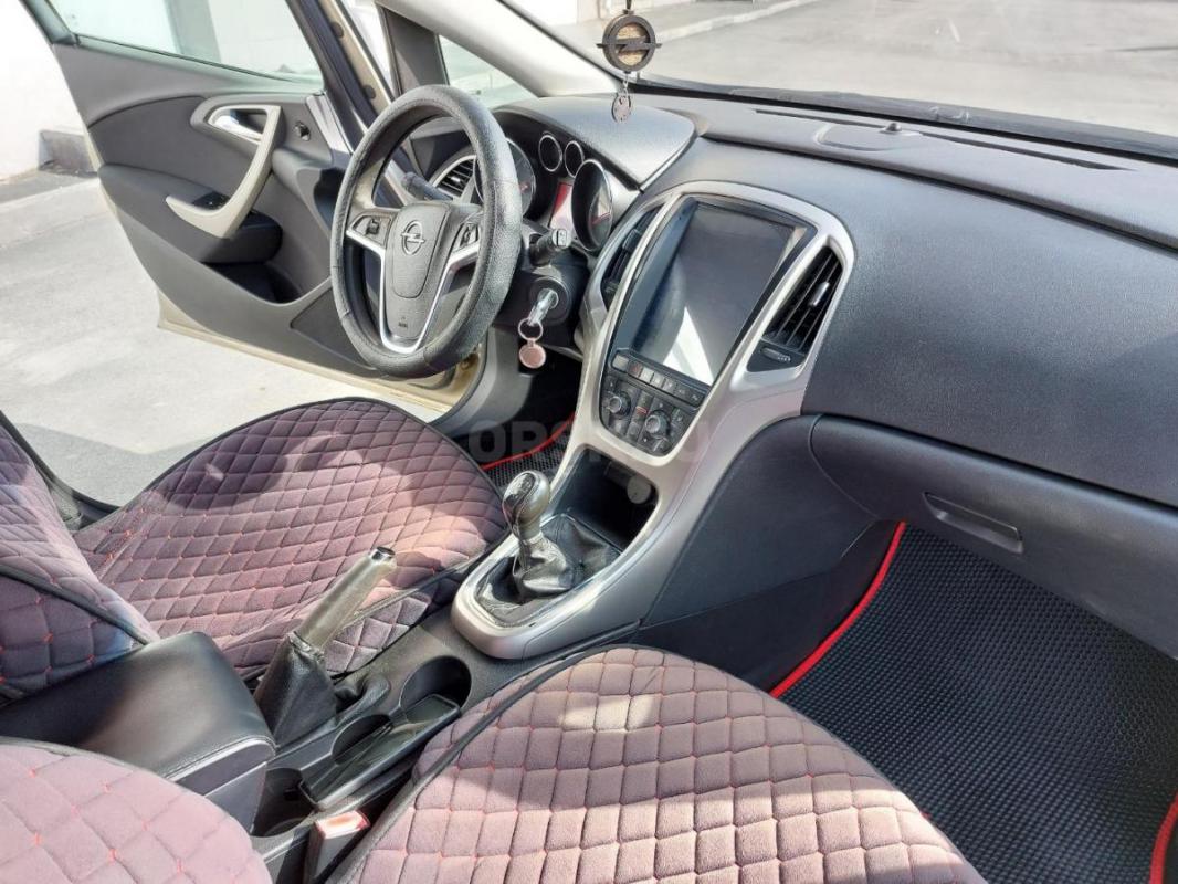 Срочно Продам OPEL ASTRA, Эксплуатация с 2012г. - Орск