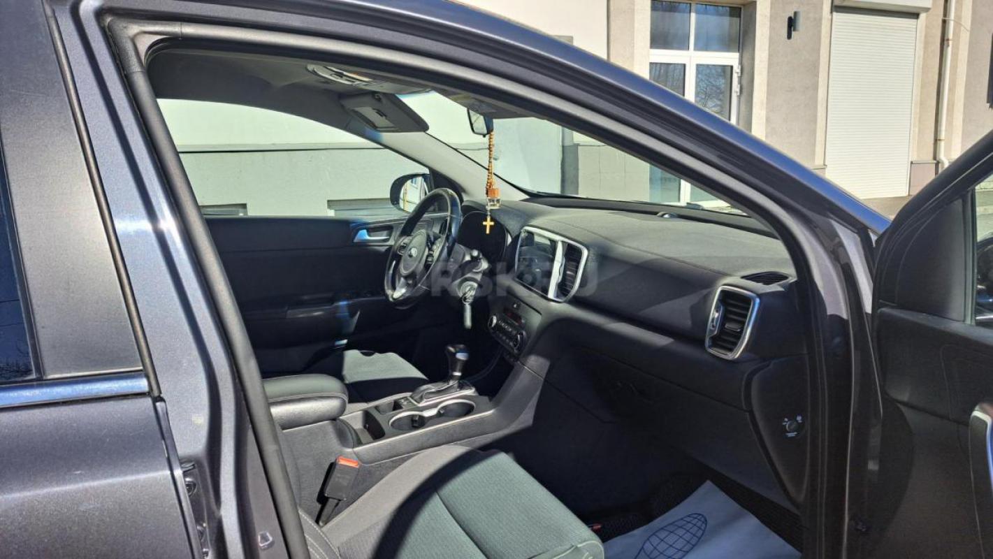 Продам KIA SPORTAGE, Куплен в 2018г. - Орск