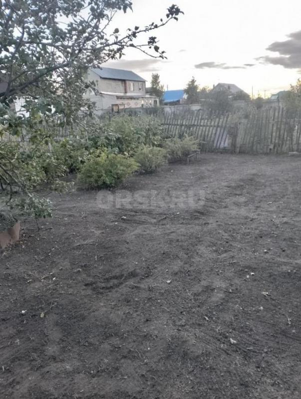 Продам дачу, в посёлке ОРА СНТ ,,МАЛИНОВКА&quot; , участок приватизировать , подключен СВЕТ, по - Орск