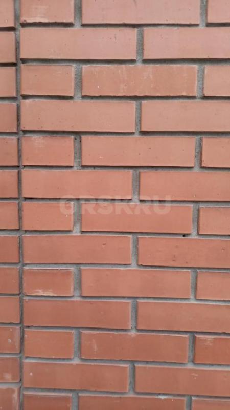 Продам одинарный кирпич новый облицовочный красный 
250*65*120 всего
примерно 1350 шт. - Орск