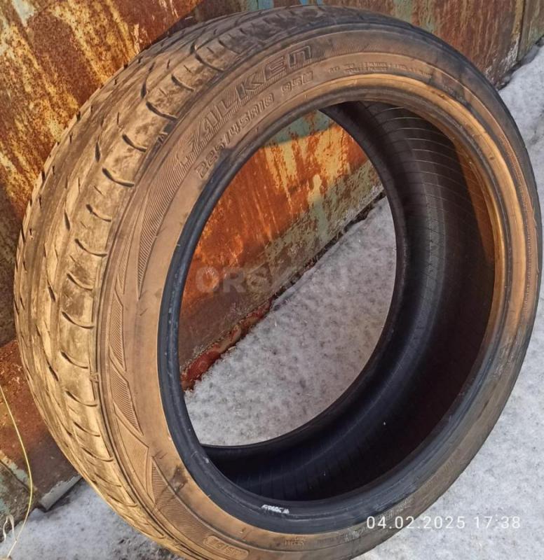 Летняя резина Falken 255/45R18 - 4 шт
в отличном состоянии. - Орск