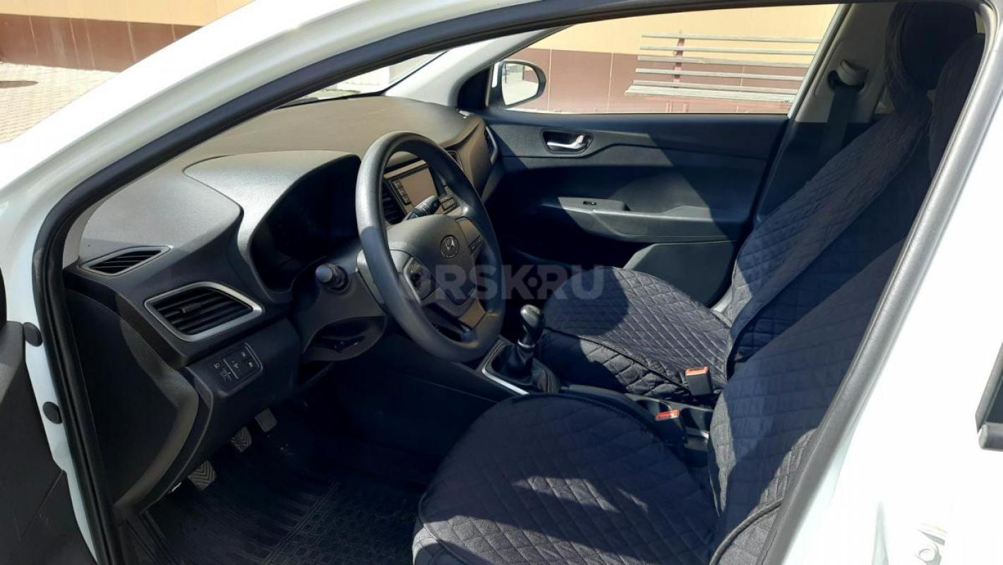 Hyundai Solaris 1.6 MT 2017 г. - Орск