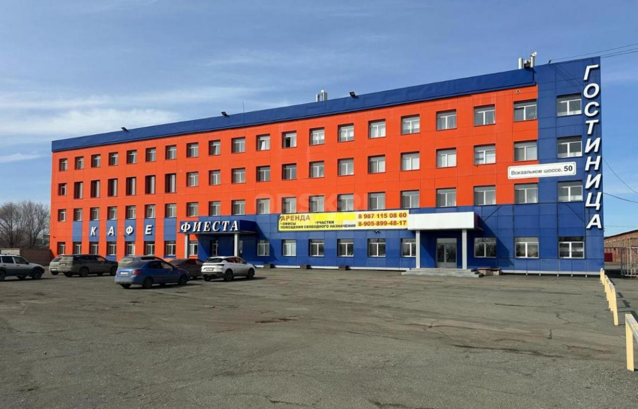Сдаются в Аренду помещение Конференц-зала 212 кв м  в здании гостиницы ФИЕСТА по адресу: Орск, Вокза - Орск
