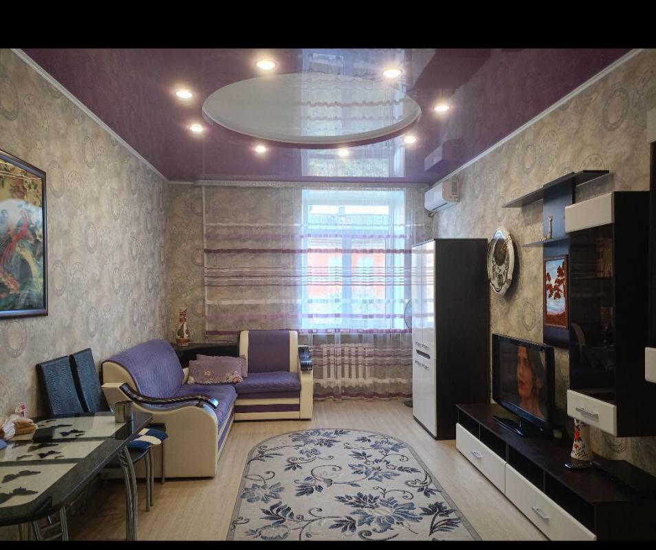 🏠 Продам 3-комнатную квартиру, на третьем этаже трёхэтажного дома, 90 кв. - Новотроицк