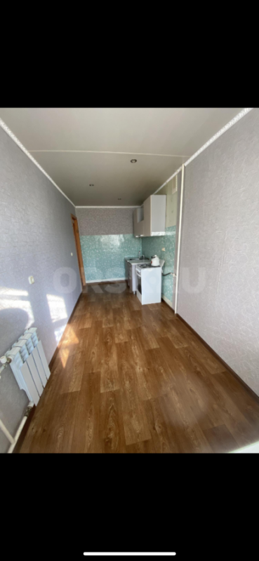 Продам 1 комнатную квартиру,очень просторную для однокомнатной квартиры,кухня большая,есть отдельно - Орск