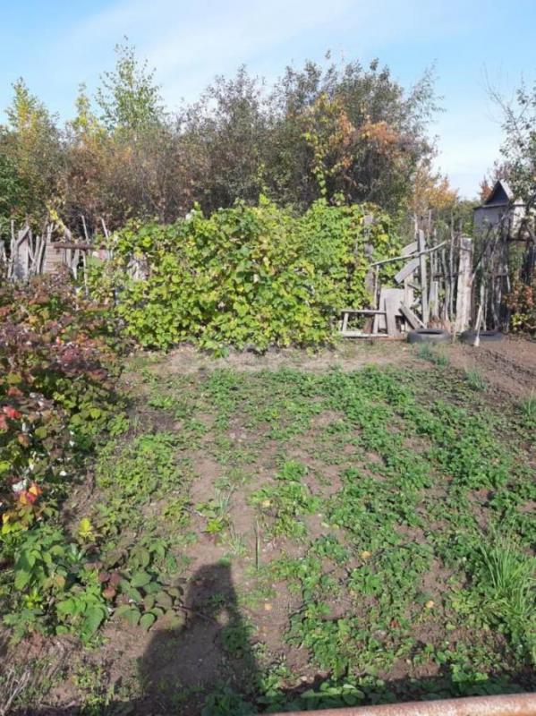 Продается участок, площадью 7 соток, расположенный в районе остановки «2-я Садовая». - Орск