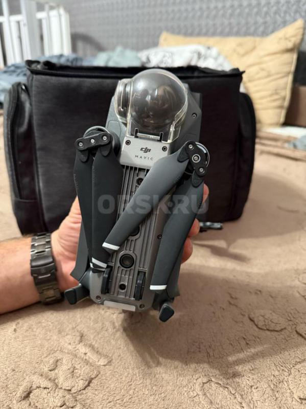 Квадрокоптер DJI Mavic PRO FLY MORE
COMBO
Новый, не использовался. - Орск