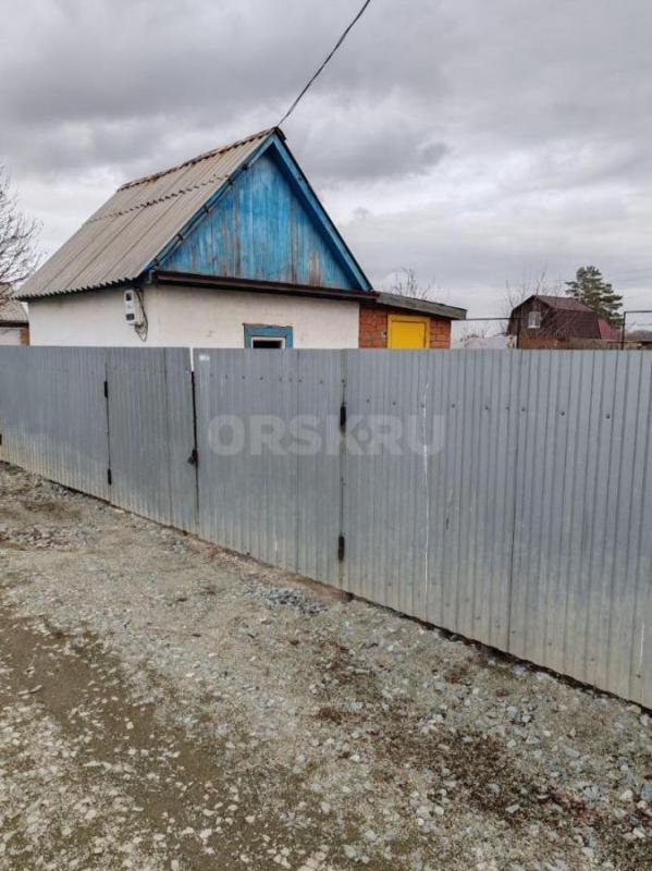 Продам сод общество Ударник(Тимерхановские сады), приватизирован, домик из красного кирпича оформлен - Орск