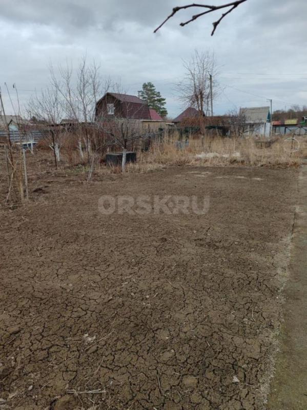 Продам сод общество Ударник(Тимерхановские сады), приватизирован, домик из красного кирпича оформлен - Орск