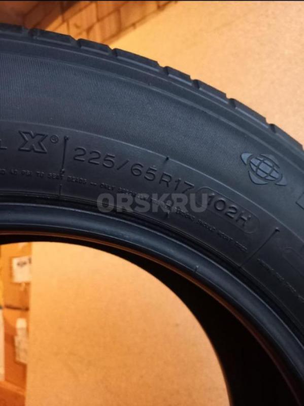 Michelin latitude Tour HP 225/65 R17. - Орск