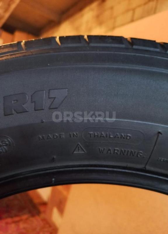 Michelin latitude Tour HP 225/65 R17. - Орск